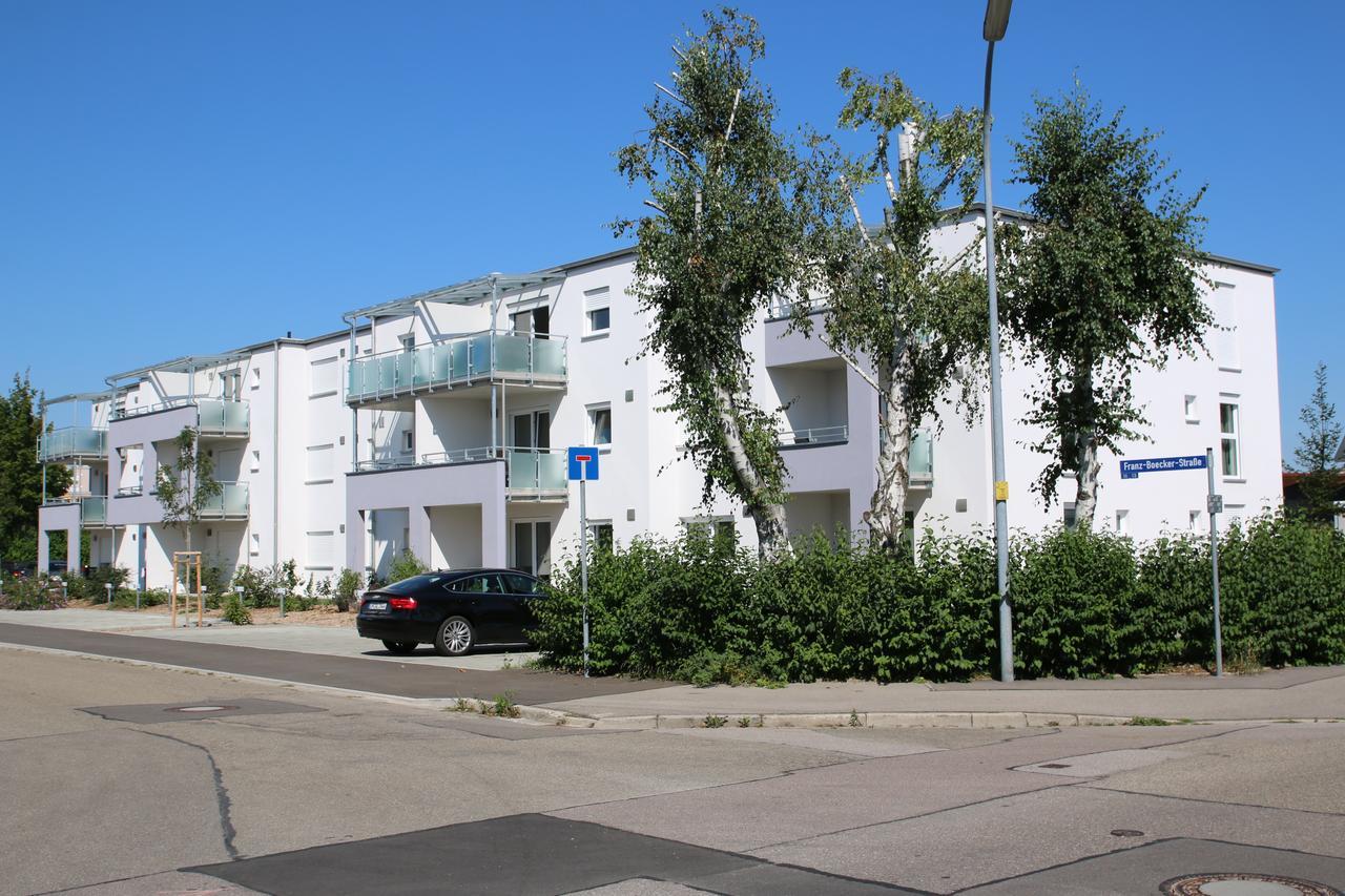 Living Neuburg Aparthotel Neuburg an Der Donau Exterior photo